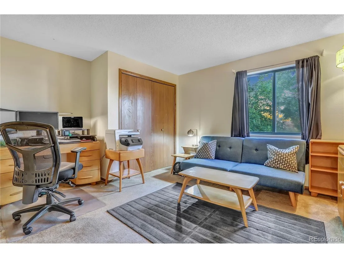 Photo of 5627 W 110th Cir