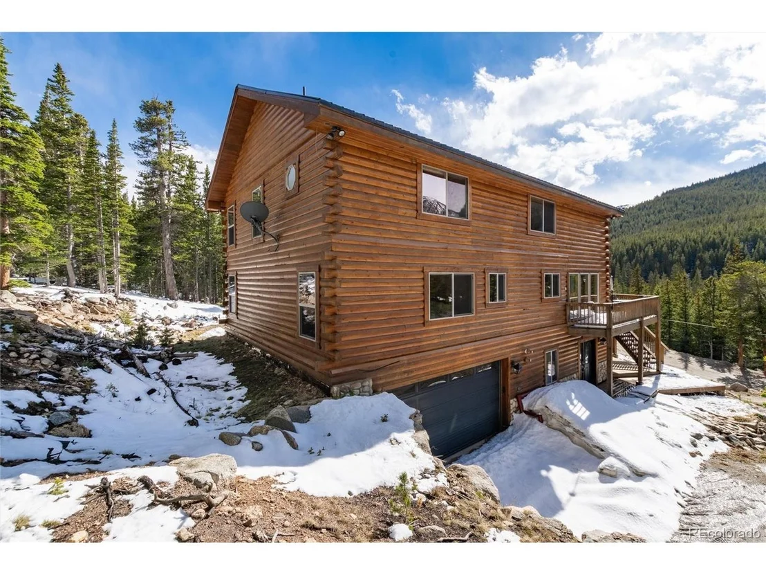 Photo of 696 Brook Dr