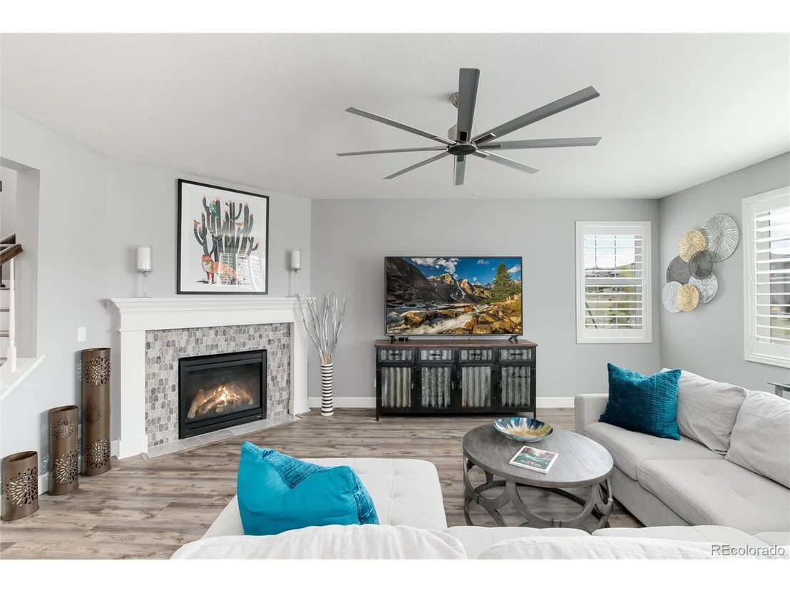 Photo of 650 Meadowleaf Ln