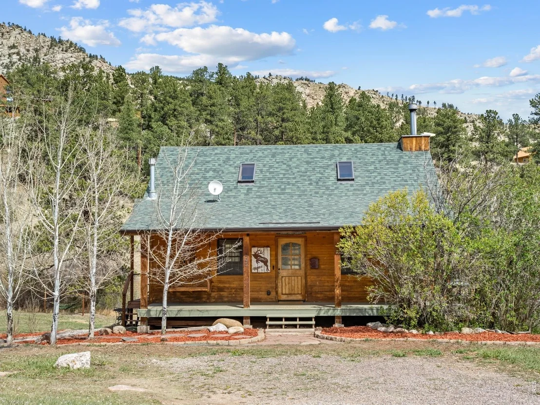 Photo of 205 Chipmunk Pl