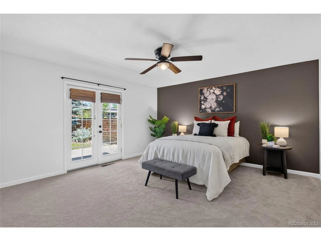 Photo of 7981 Robin Ln