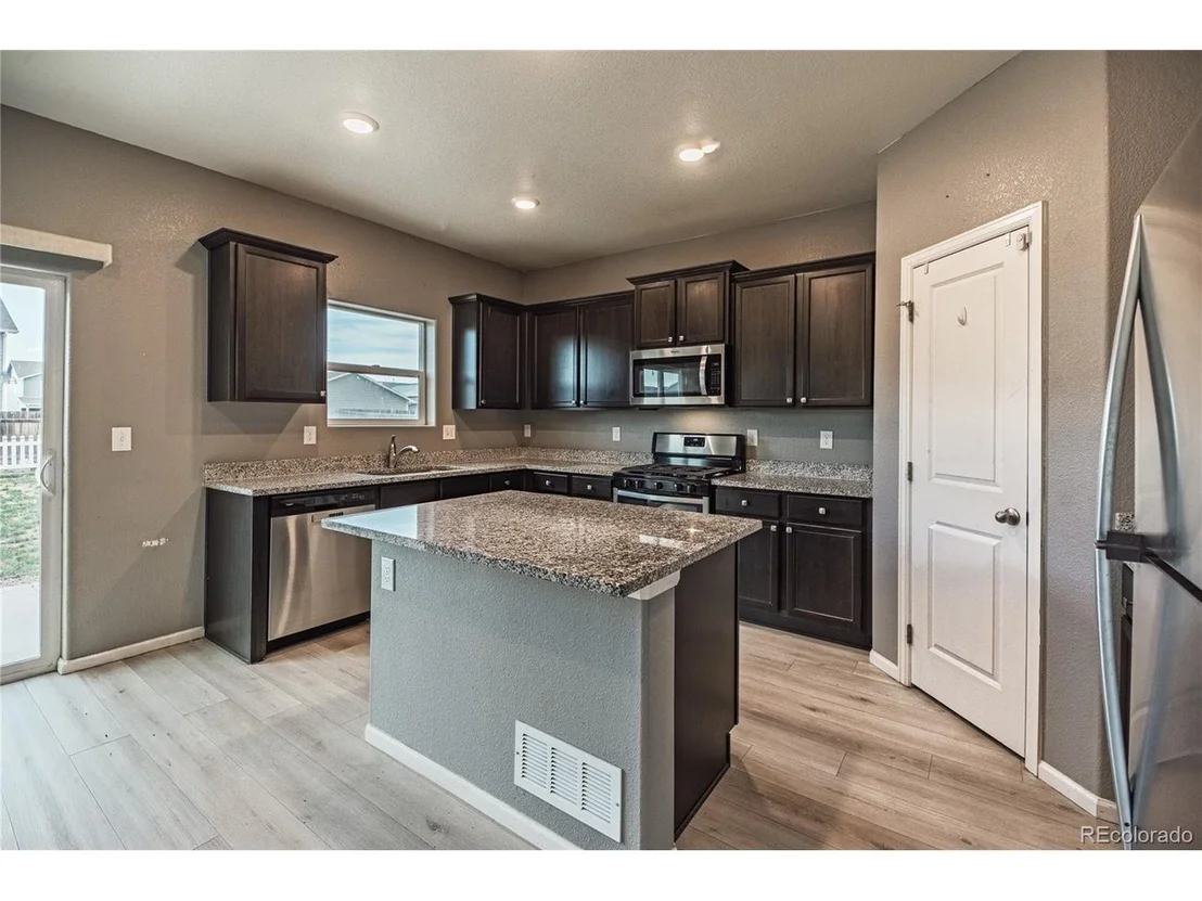 Photo of 350 Spruce St
