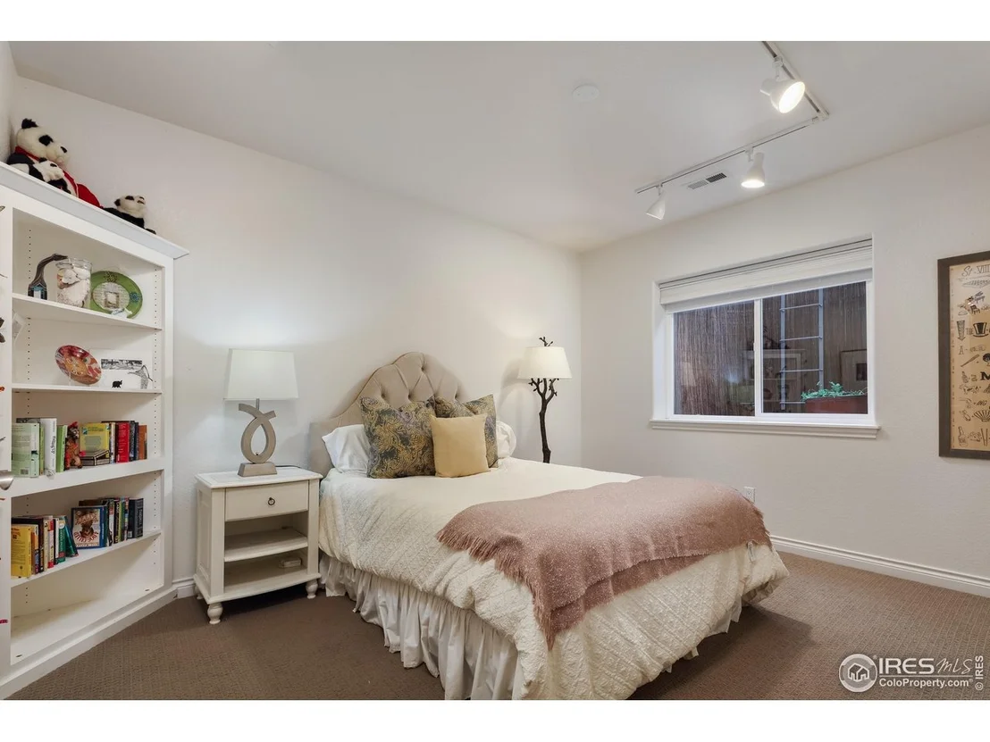 Photo of 320 McConnell Dr