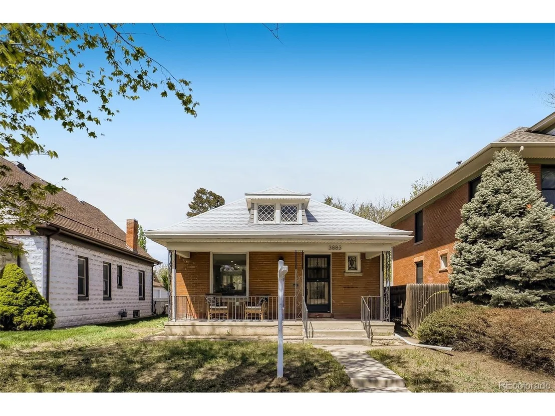 Photo of 3883 Lowell Blvd