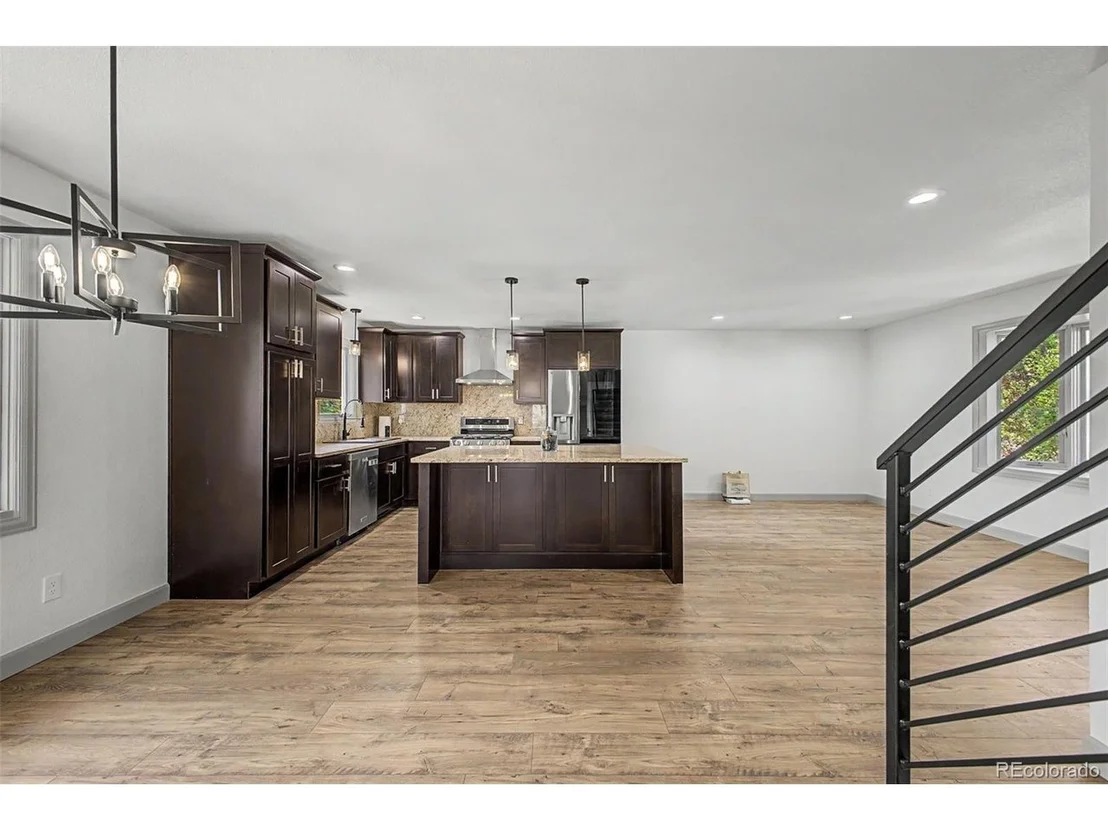 Photo of 2823 Humboldt Cir