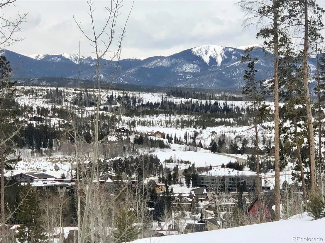 Photo of 1249 Rendezvous Rd