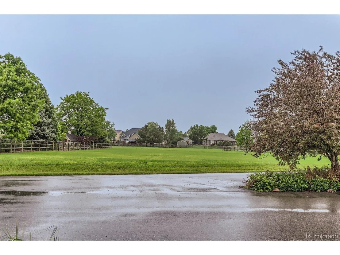 Photo of 2143 Meadow Vale Rd
