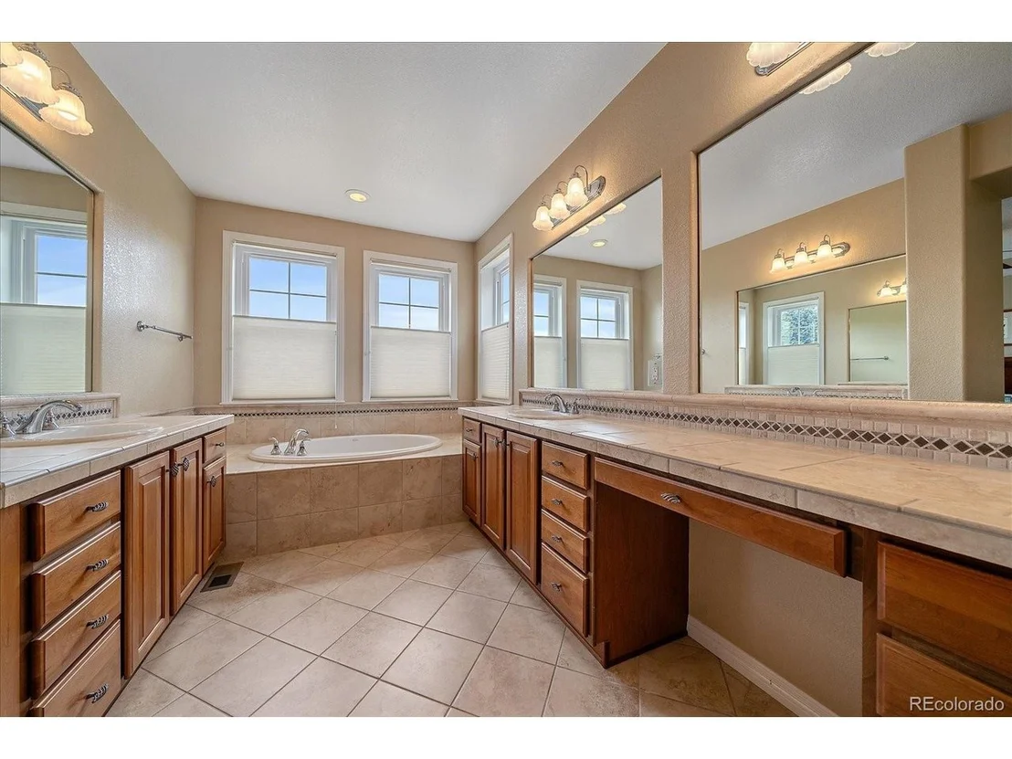 Photo of 3740 Fairbrook Pt
