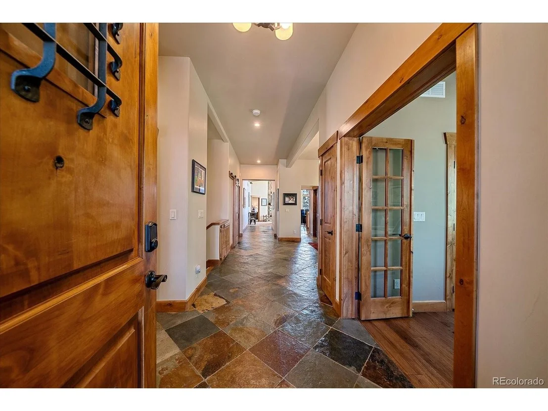 Photo of 1029 Blue Grass Trl