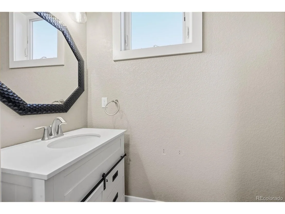 Photo of 4256 Windmill Dr
