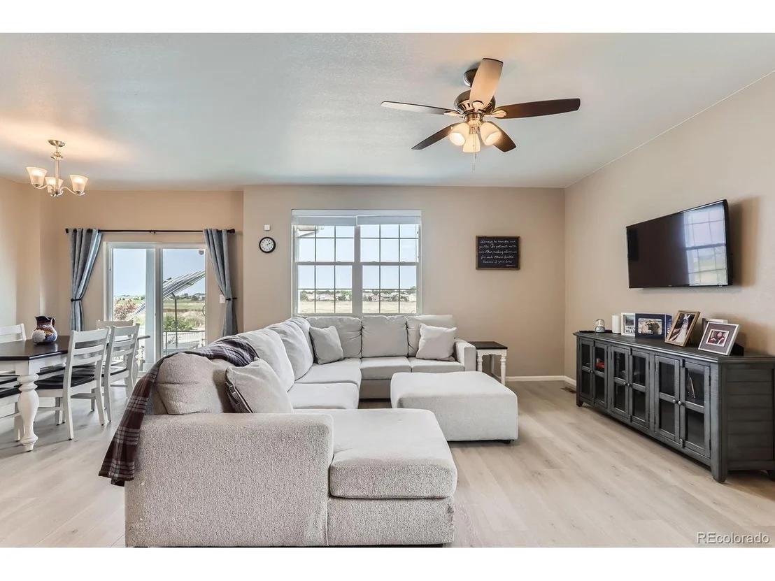 Photo of 10238 Stagecoach Ave