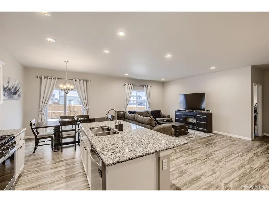 Photo of 1203 Sherman Dr