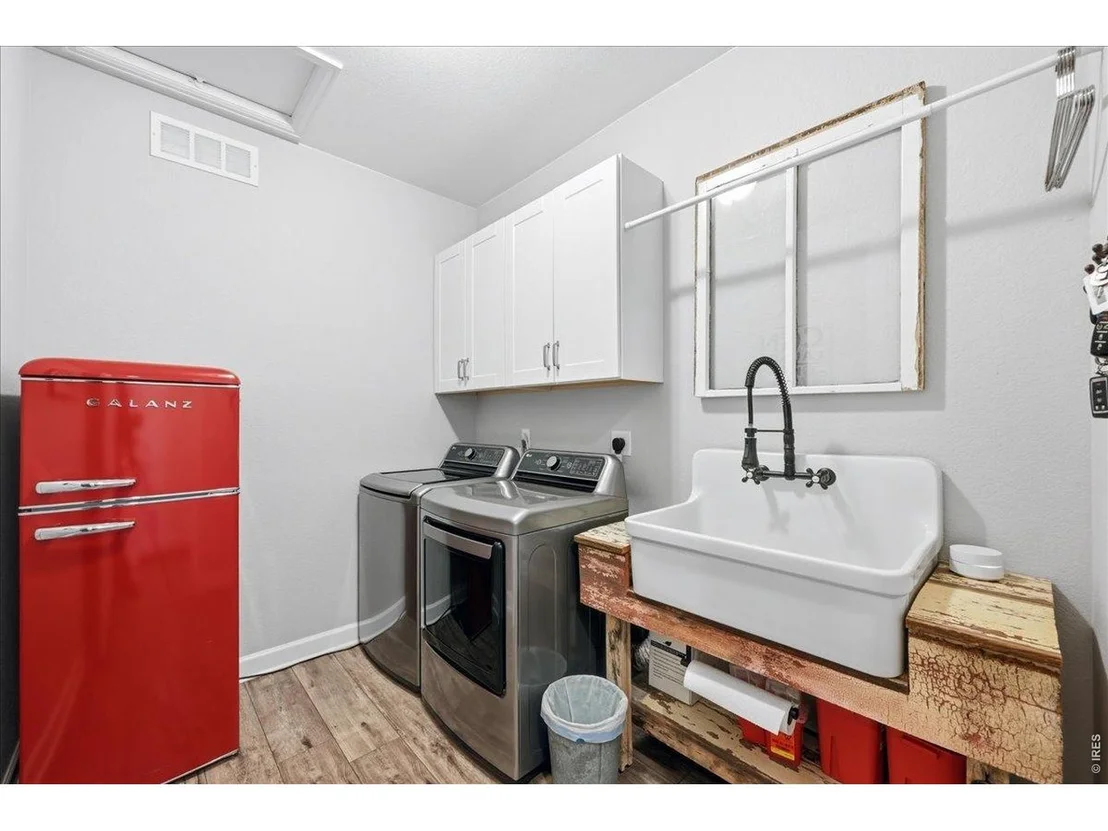 Photo of 997 Blue Bell Rd
