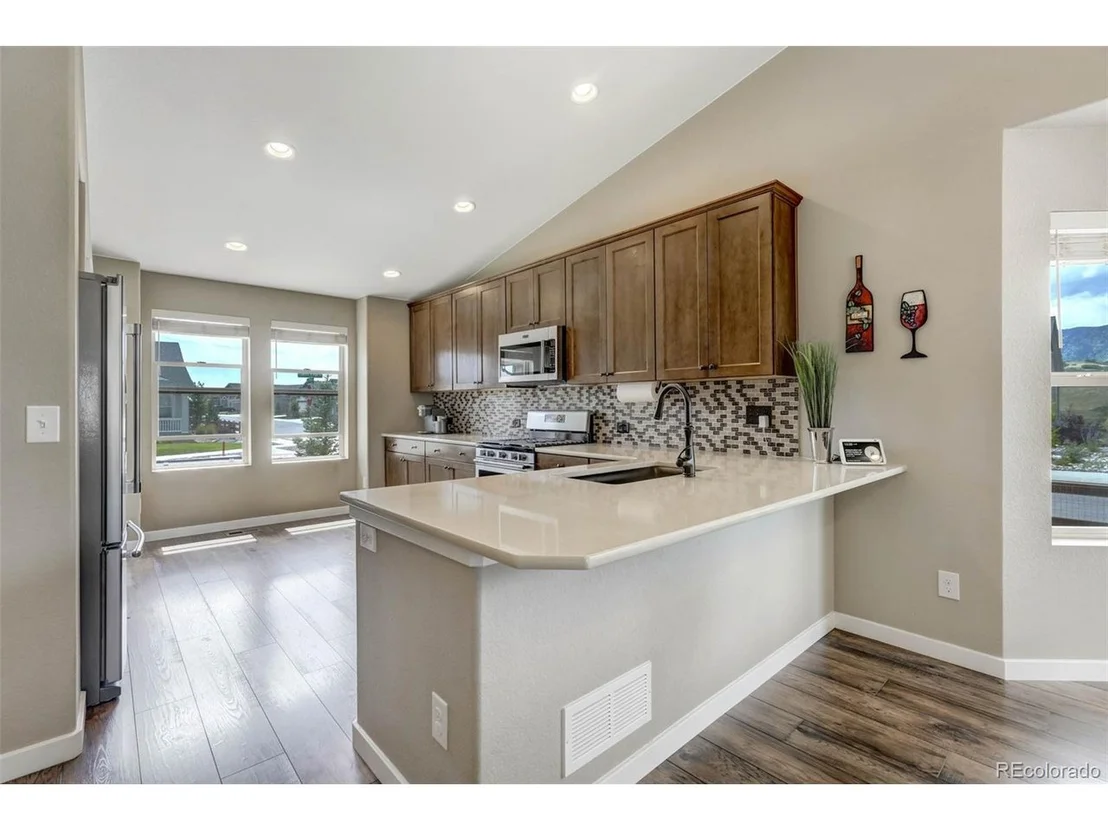 Photo of 2584 Lakes Edge Dr