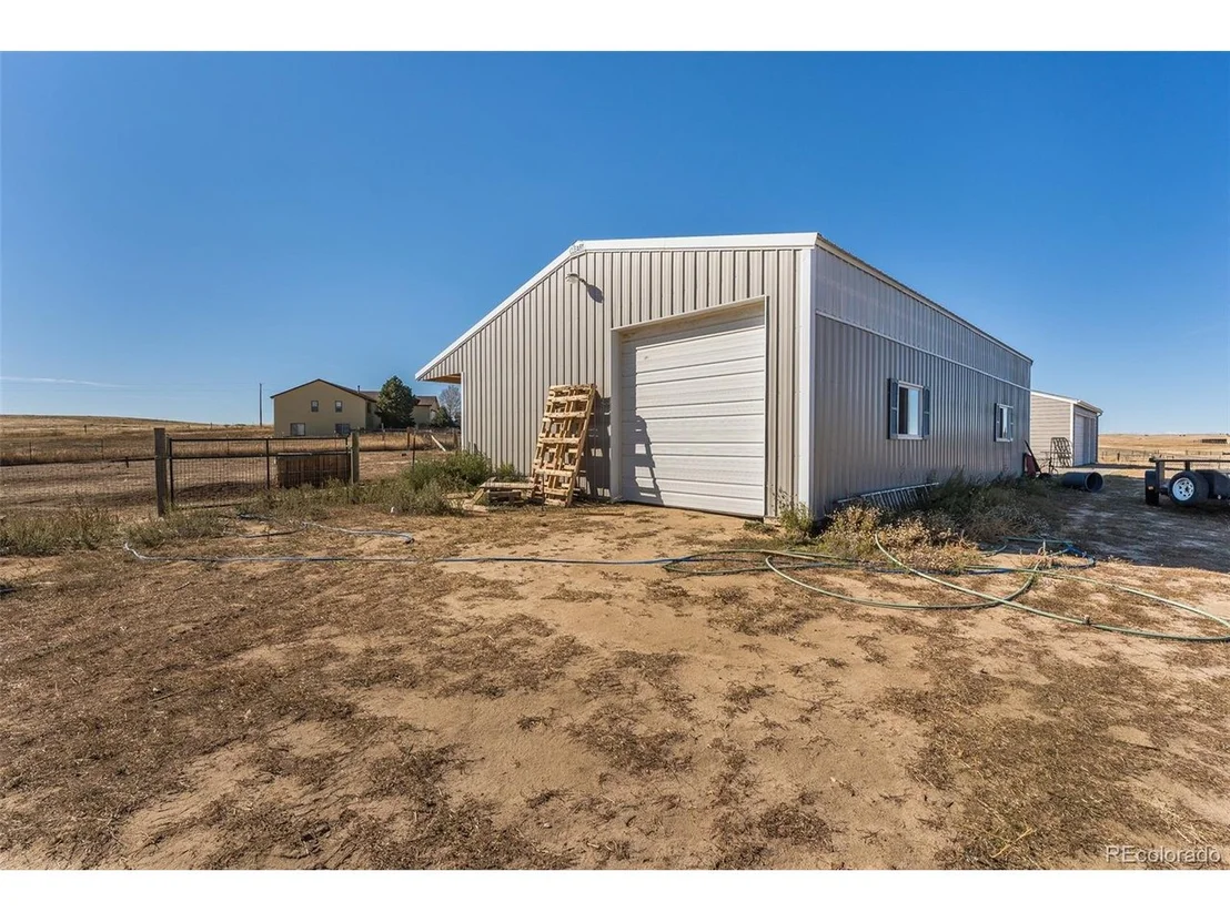 Photo of 7150 Sunset Ave