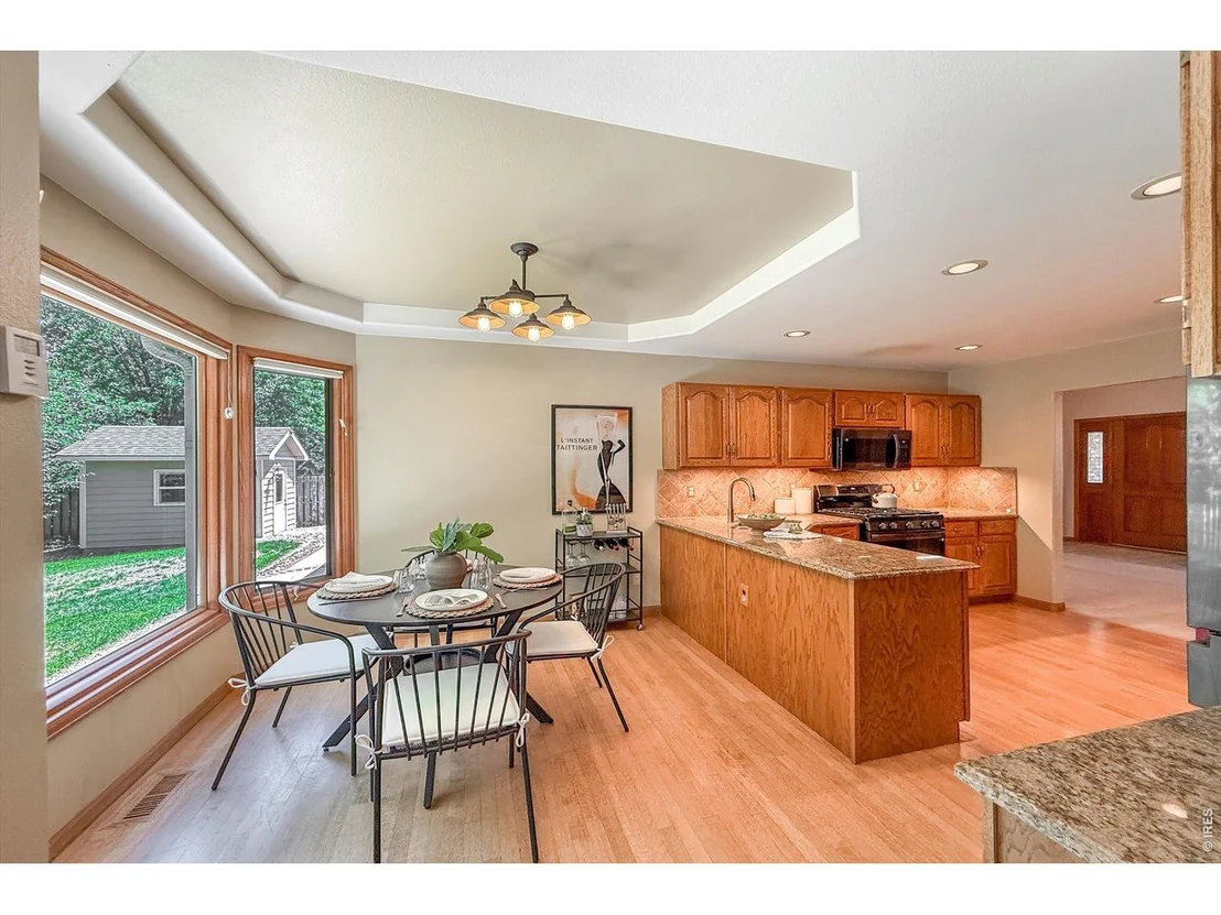 Photo of 2010 Emerald Dr