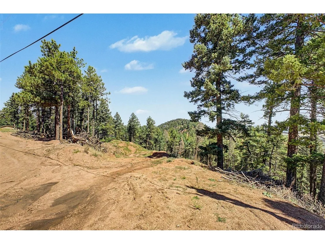 Photo of 2199 Badger Dr