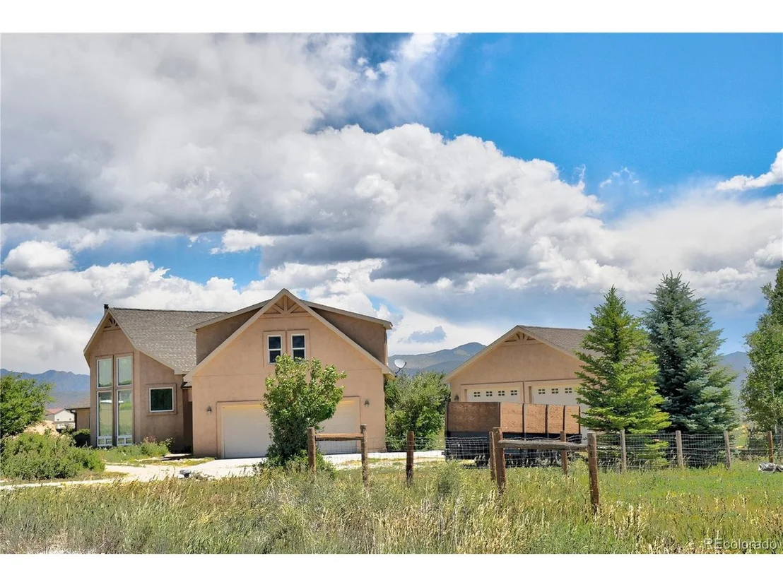 Photo of 8250 Windmill Ln