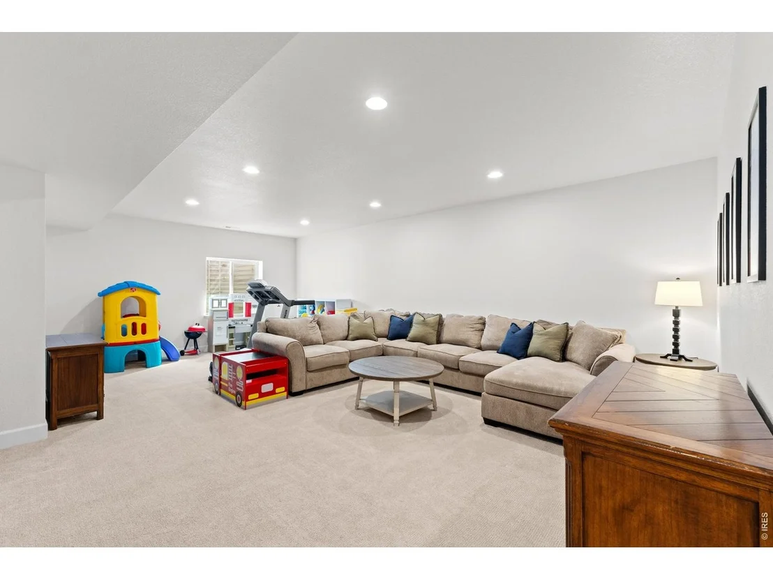 Photo of 709 Hillspire Dr