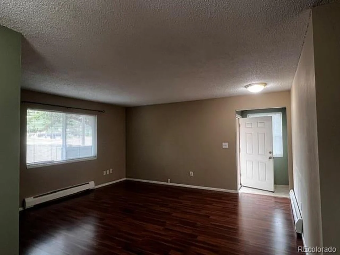 Photo of Unit B at 1118 Centaur Cir