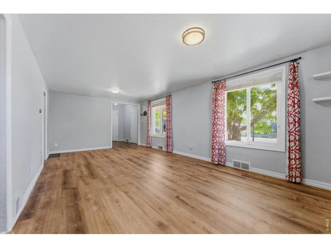 Photo of 1110 14th Ave