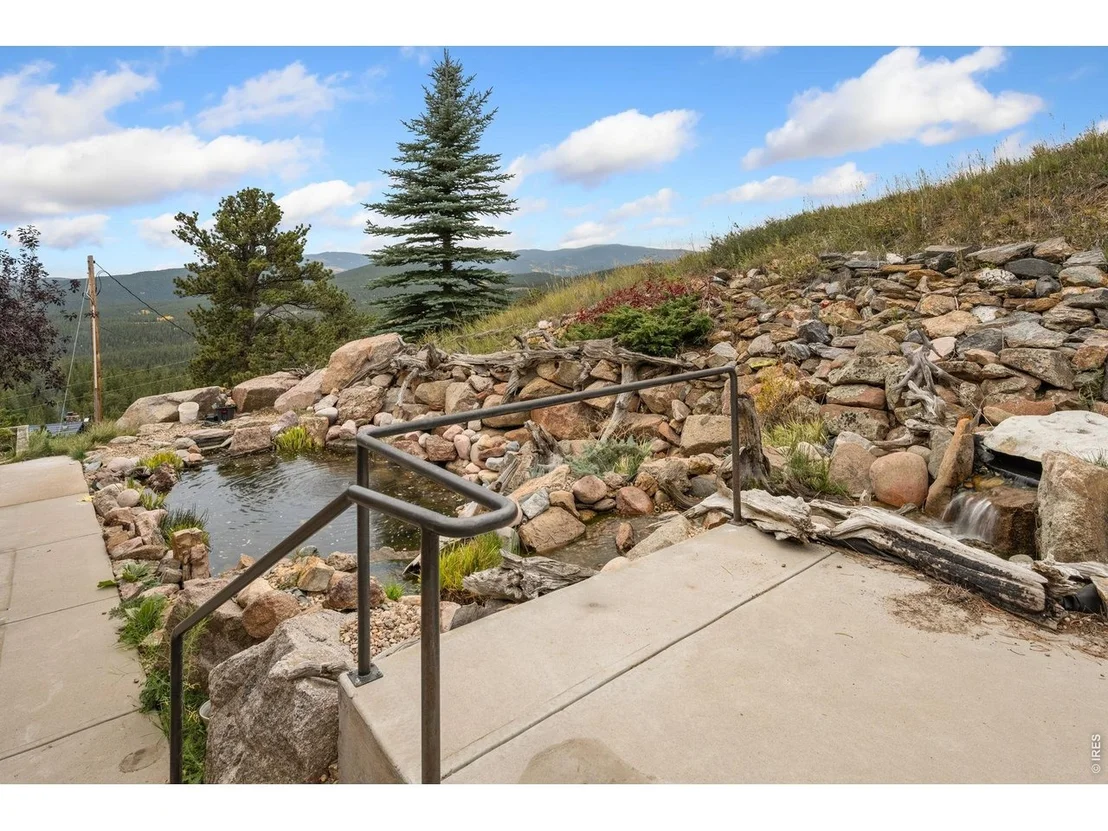 Photo of 697 N Beaver Rd