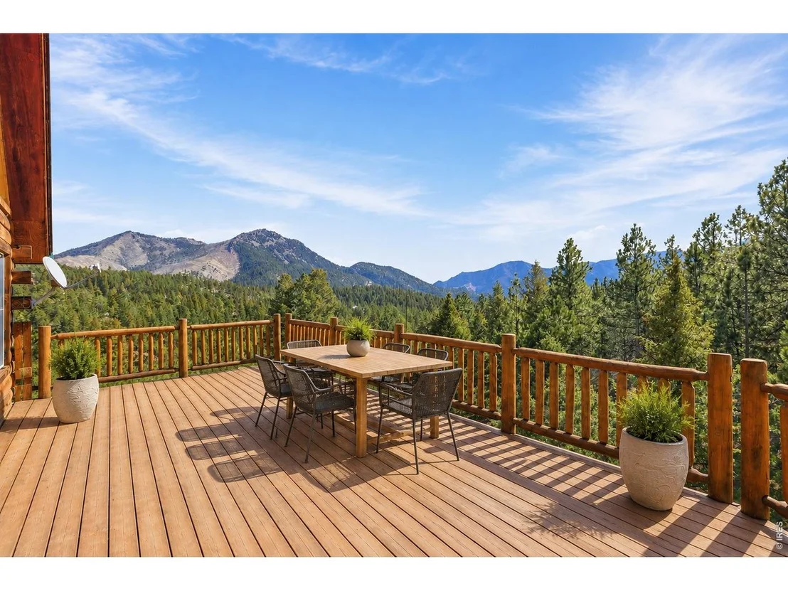 Photo of 750 Cougar Dr