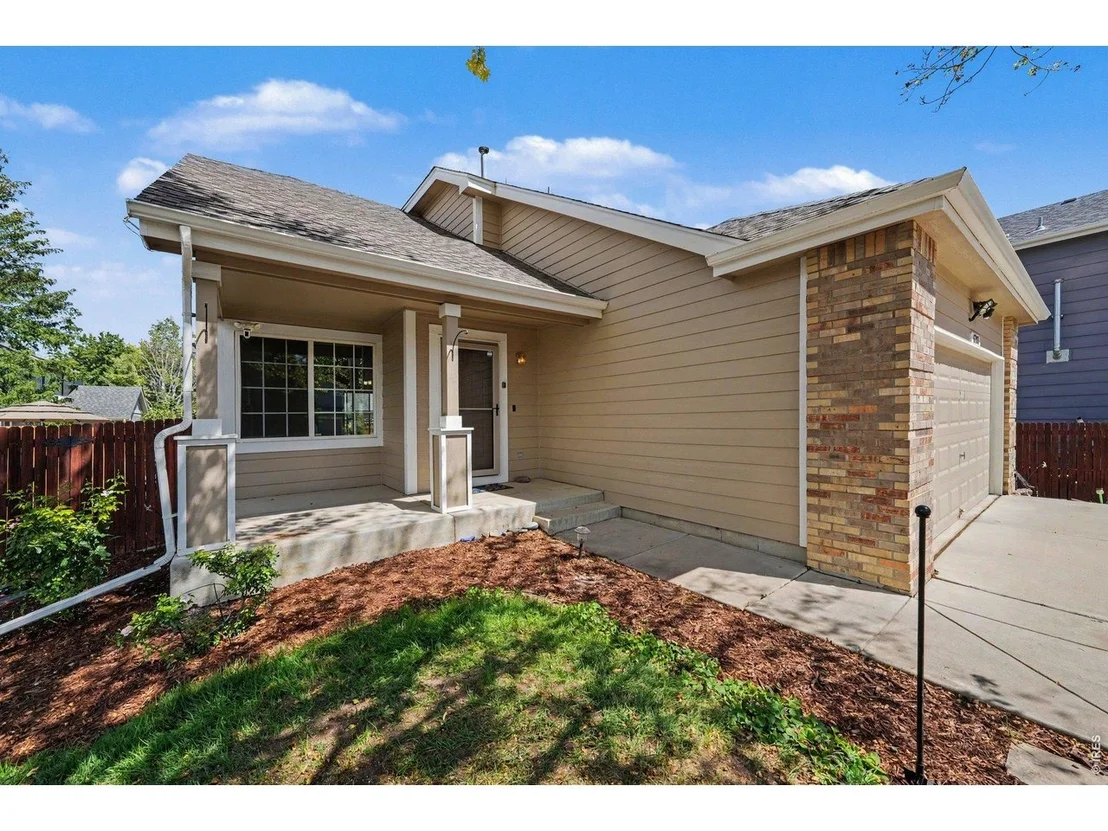 Photo of 6283 Sparrow Cir