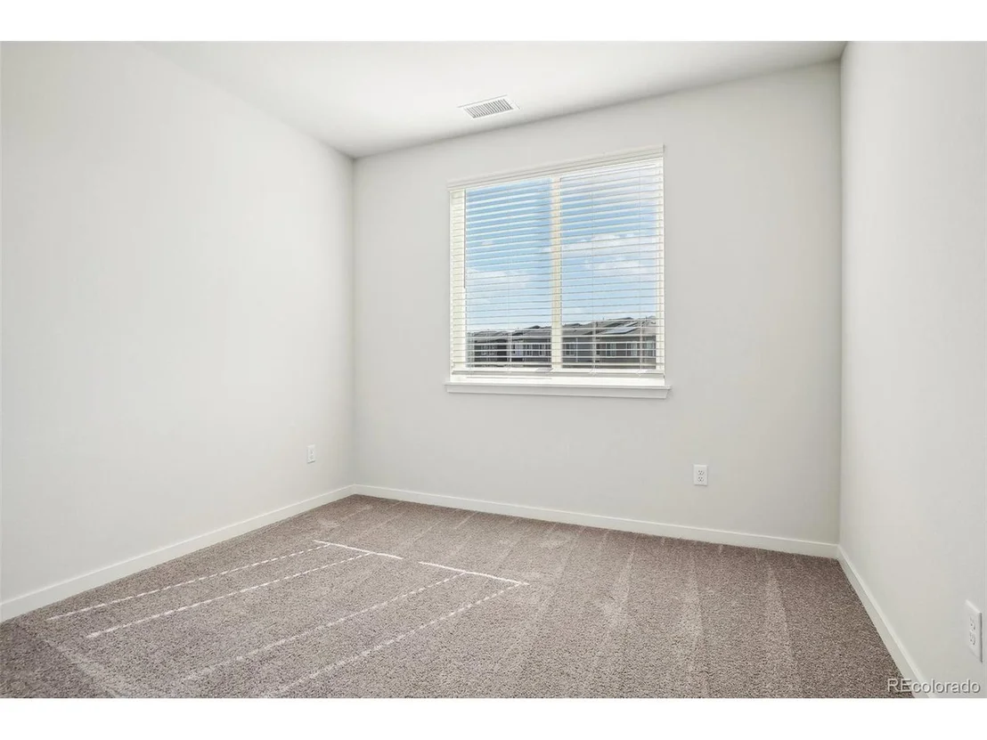 Photo of Unit 1307 at 487 Interlocken Blvd