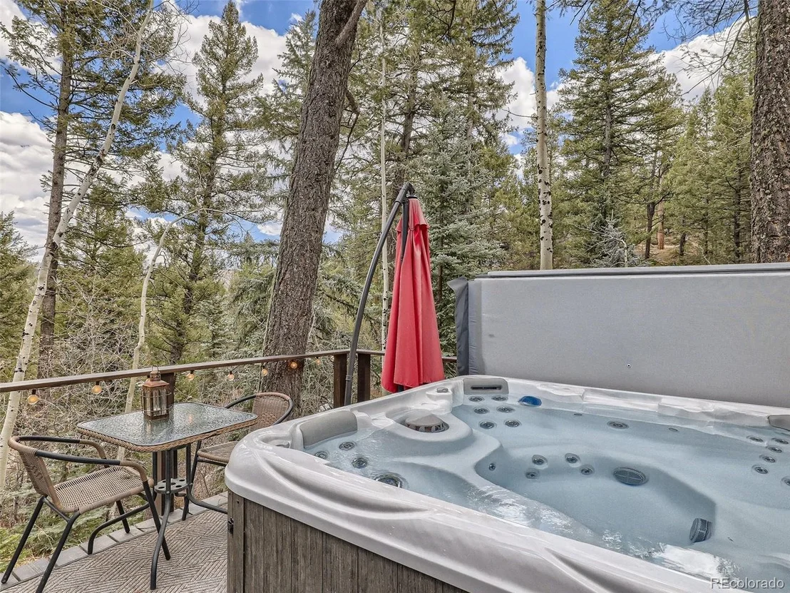 Photo of 33966 Columbine Cir
