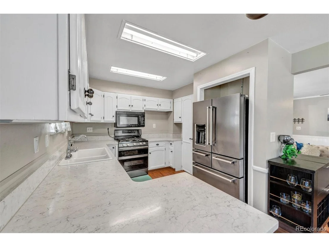 Photo of 9469 Grandview Ave