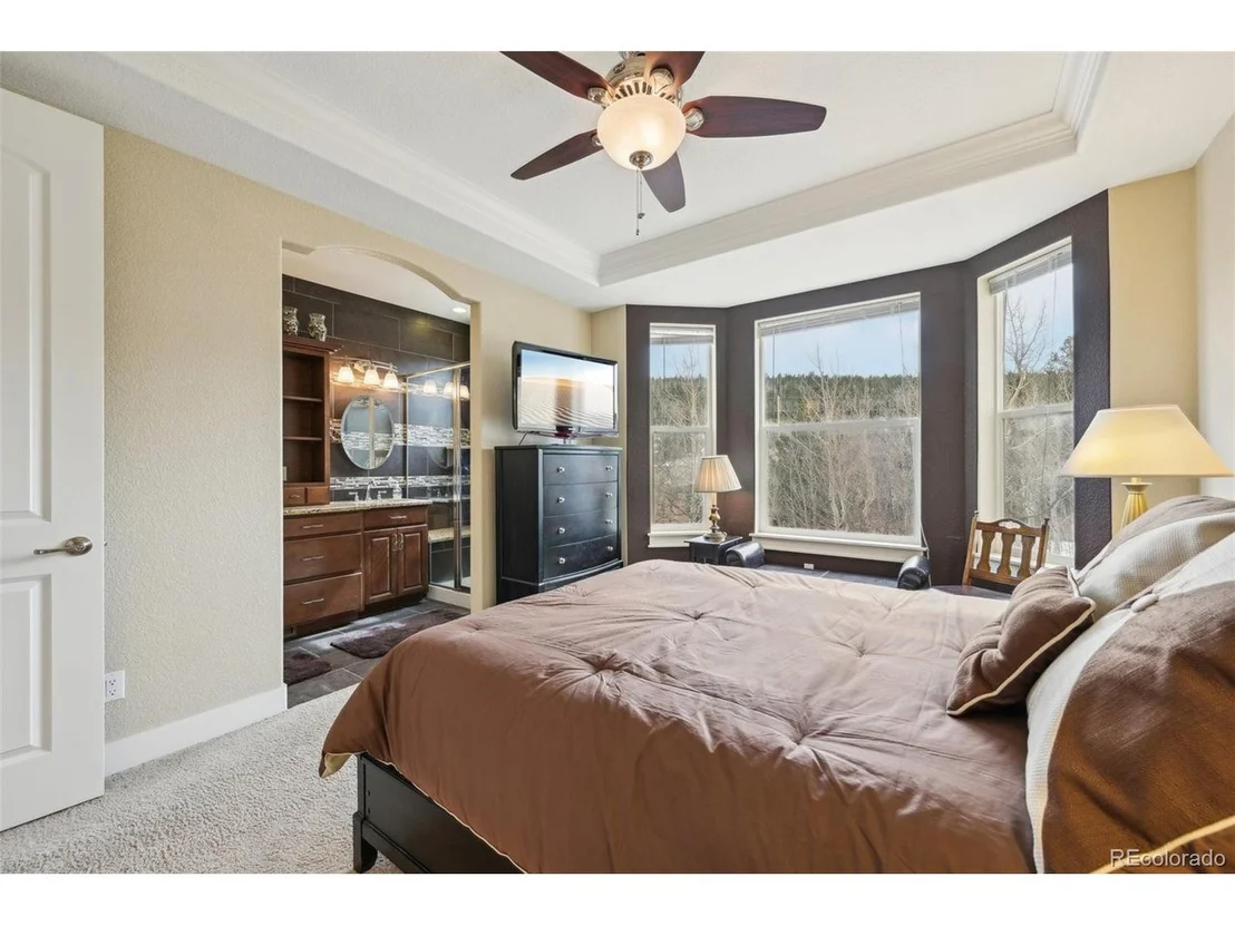 Photo of 873 Vernon Dr