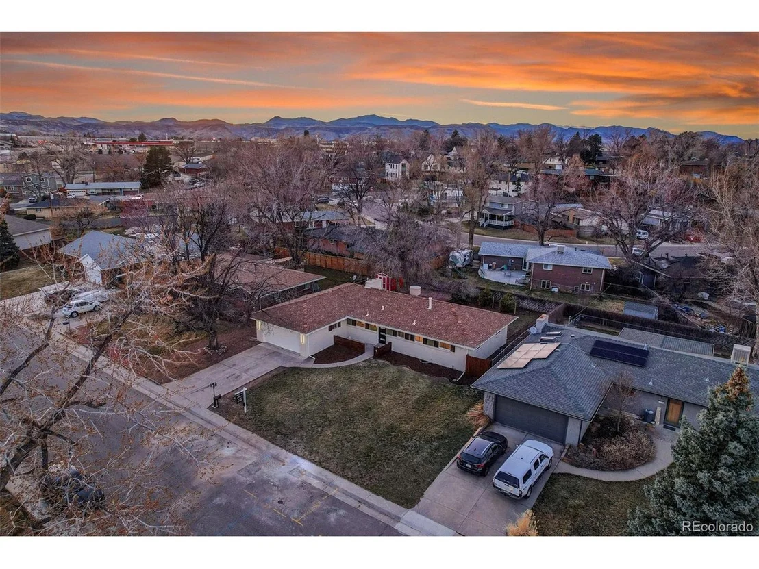 Photo of 3281 Vivian Dr
