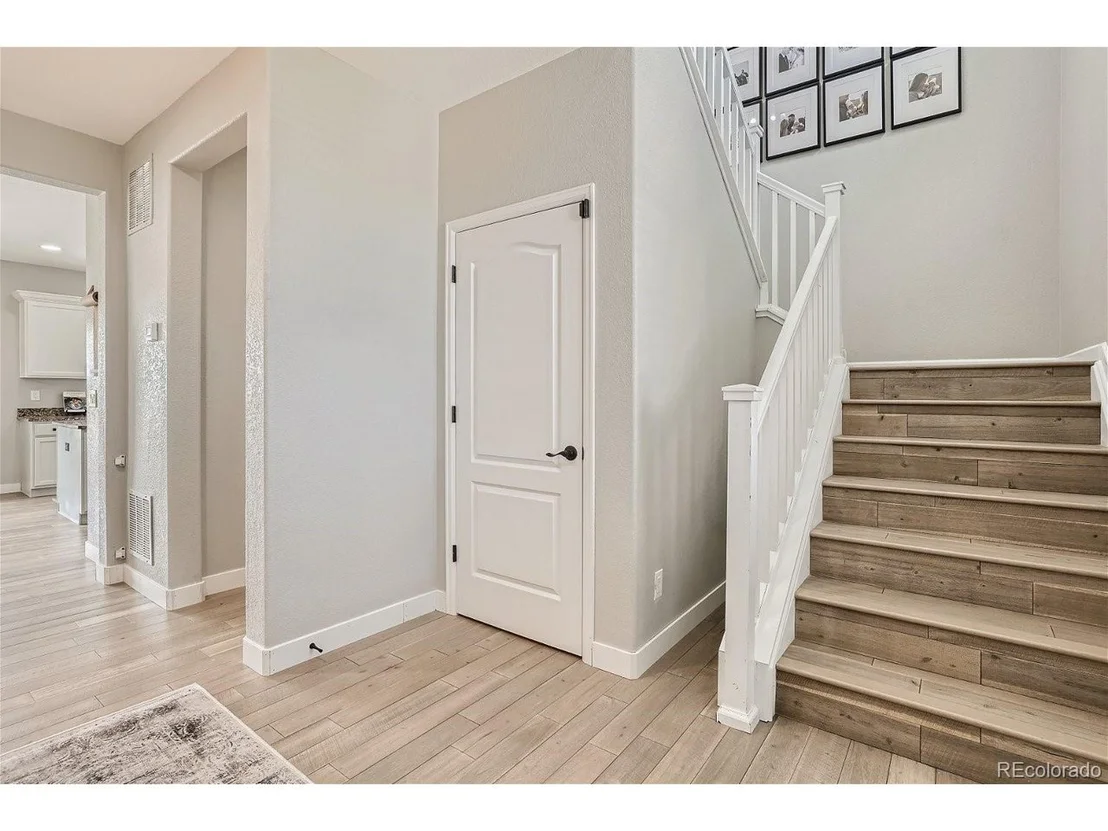 Photo of 42033 Colonial Trl