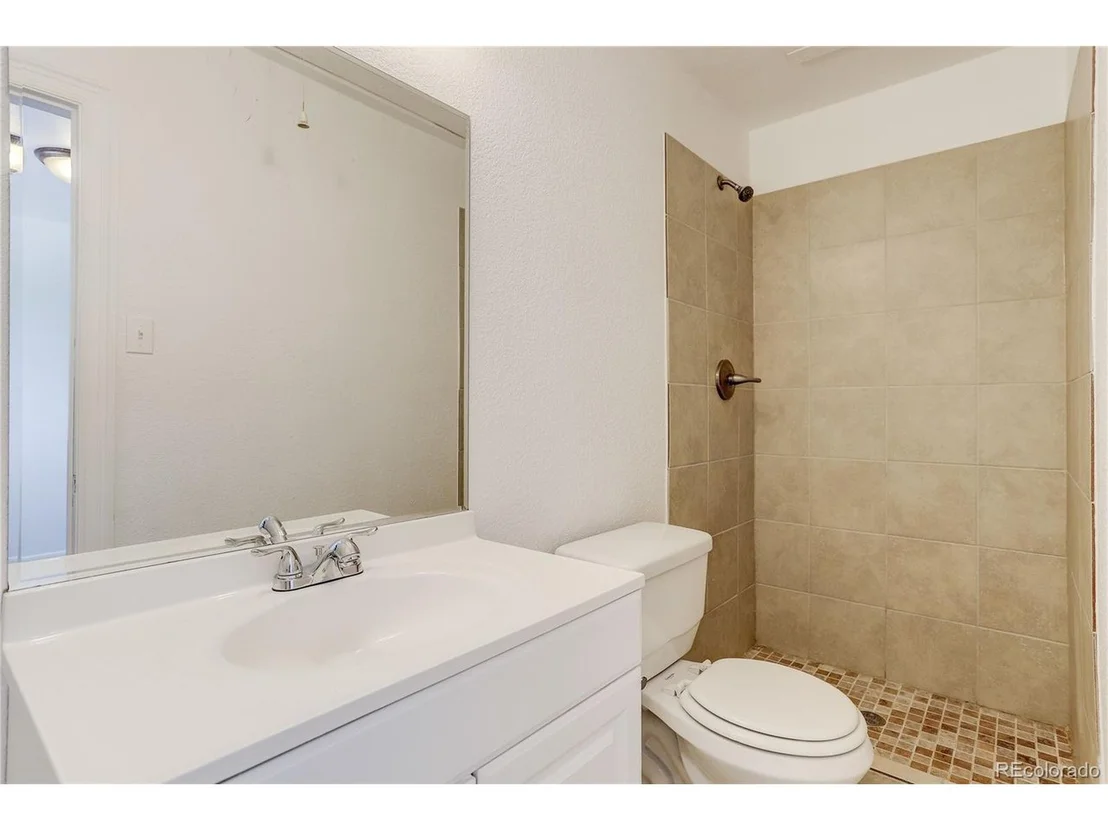 Photo of 9200 Vine St