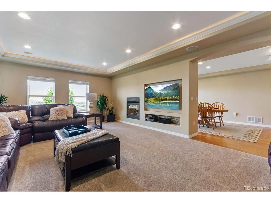 Photo of 8645 Gladiola Cir
