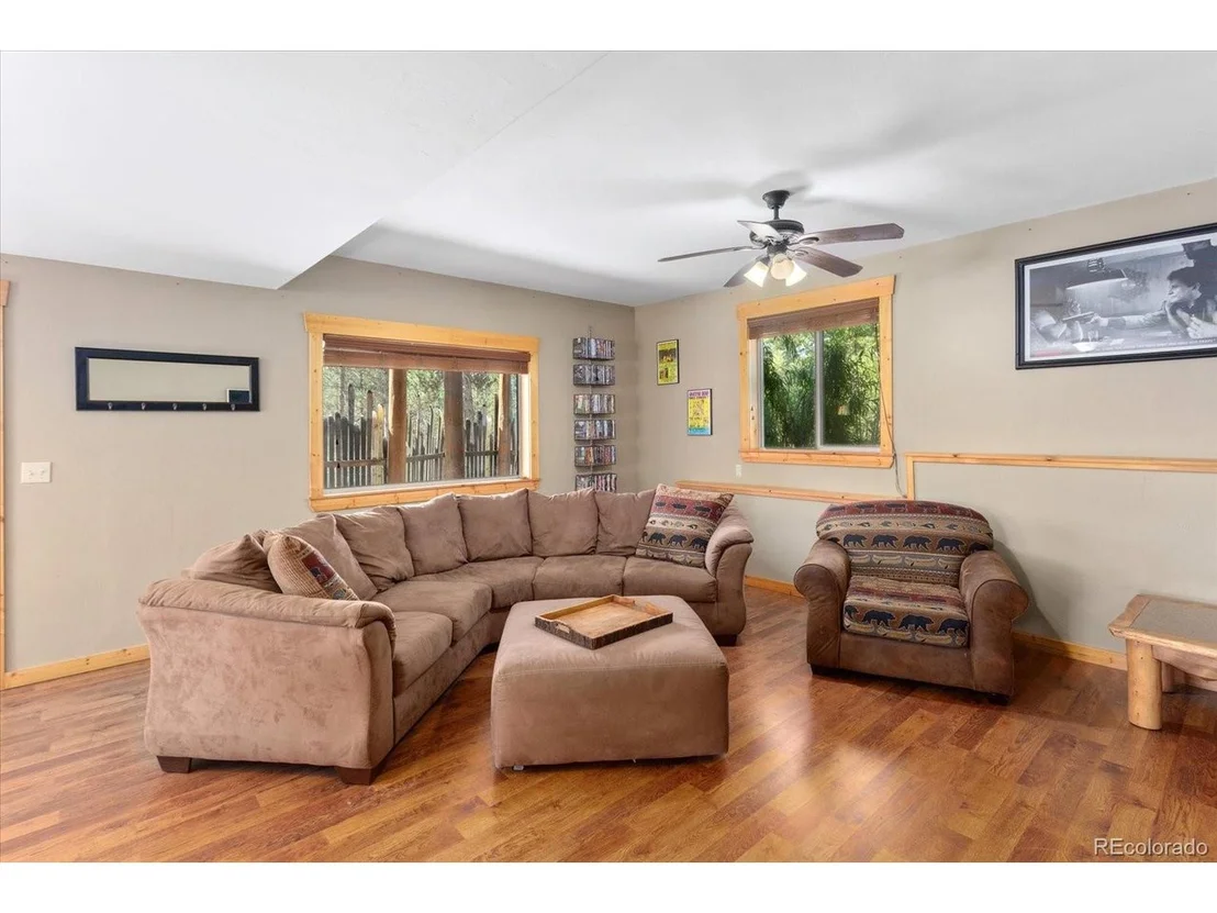 Photo of 217 Peak View Dr