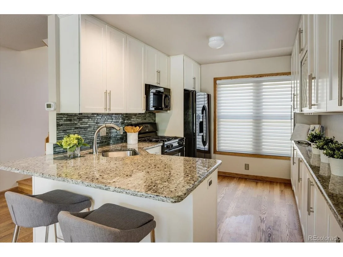 Photo of 4135 Riverside Ave