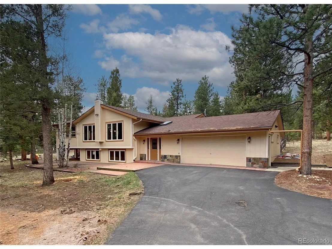 Photo of 1293 Woodside Dr