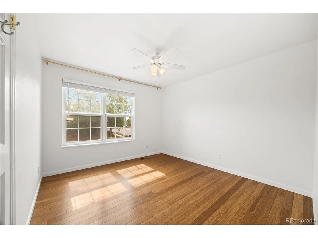 Photo of 5998 E Weaver Cir