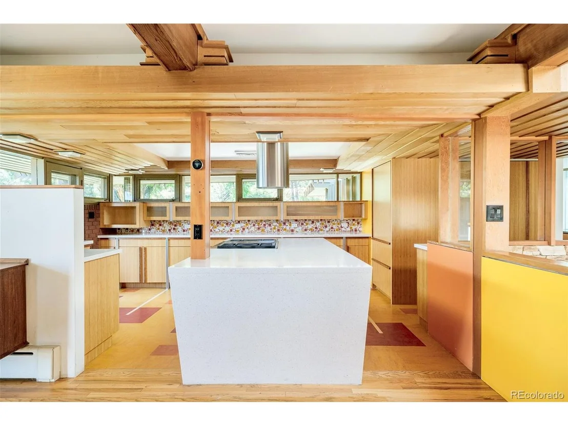 Photo of 14596 Foothill Rd