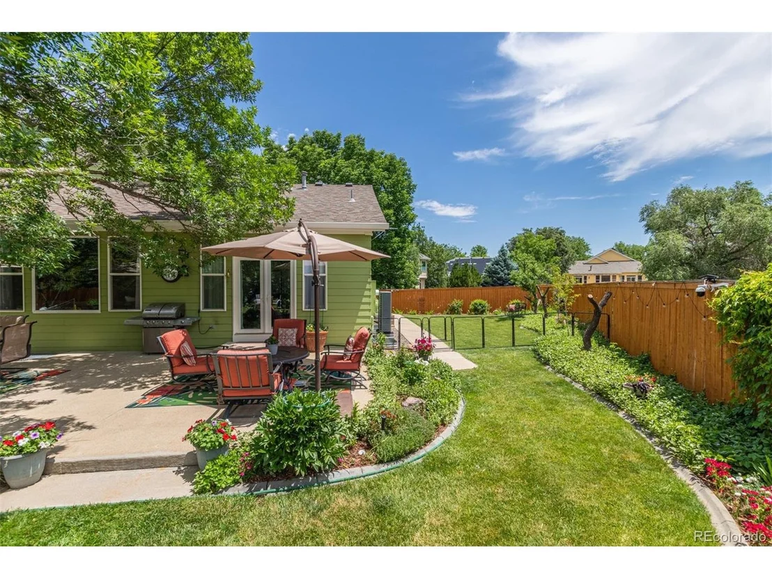 Photo of 392 Driftwood Cir