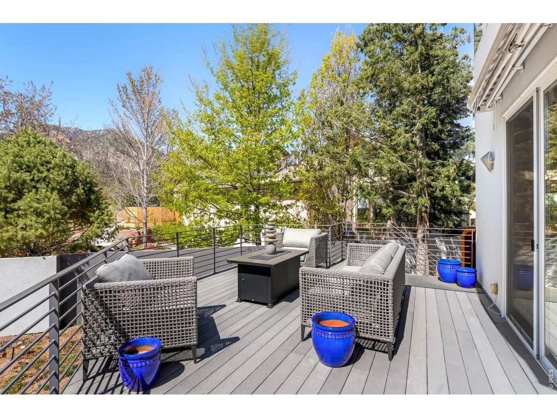 Photo of 2920 Lafayette Dr
