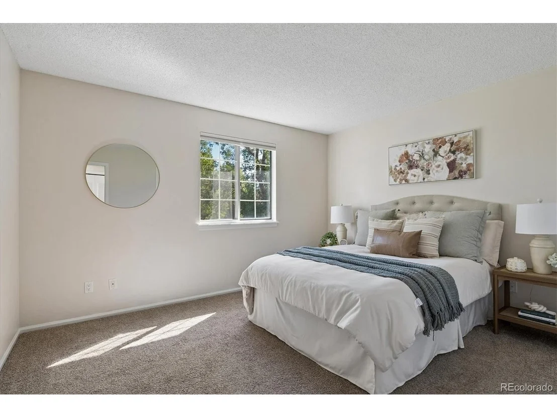 Photo of Unit C at 8425 Everett Way