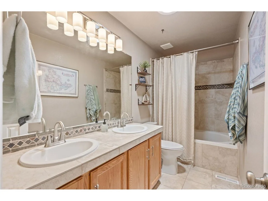 Photo of 17608 Peyton Dr