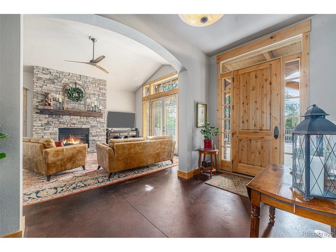 Photo of 342 Crescent Lake Rd