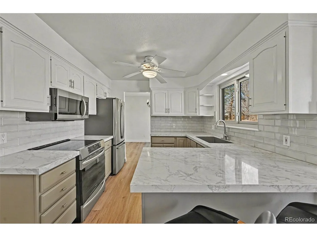 Photo of 7237 W 83rd Way