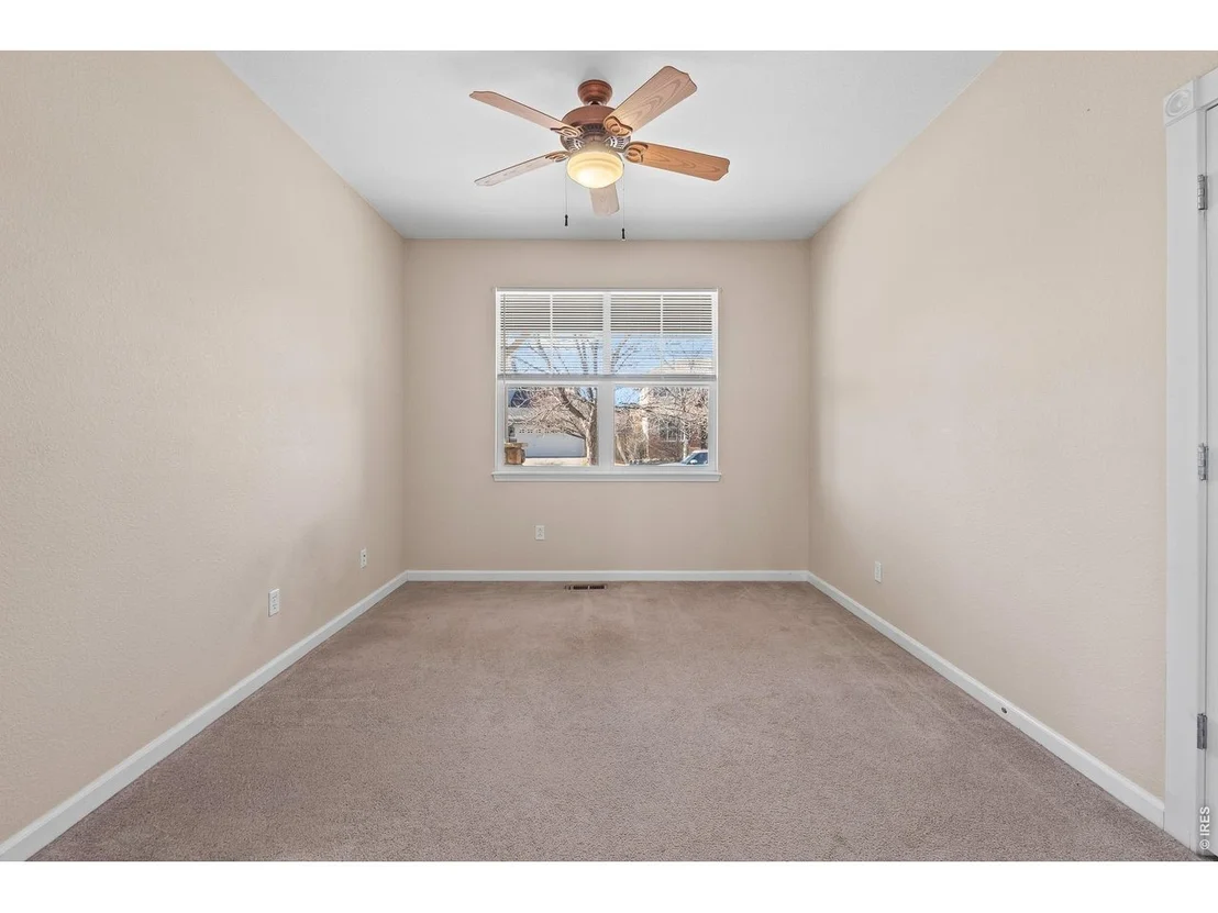 Photo of 512 Tumbleweed Dr