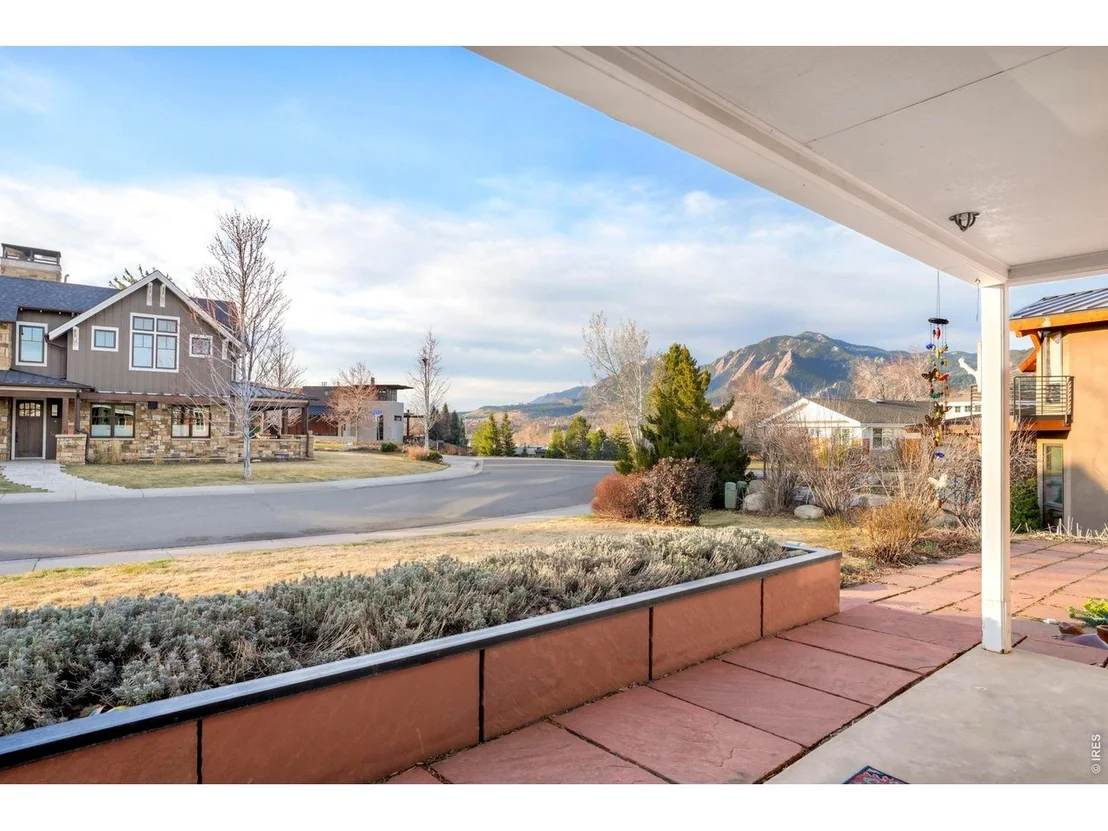 Photo of 2003 Balsam Dr