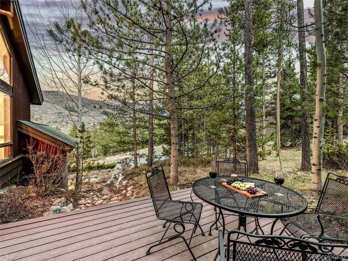 Photo of 1793 Falcon Dr